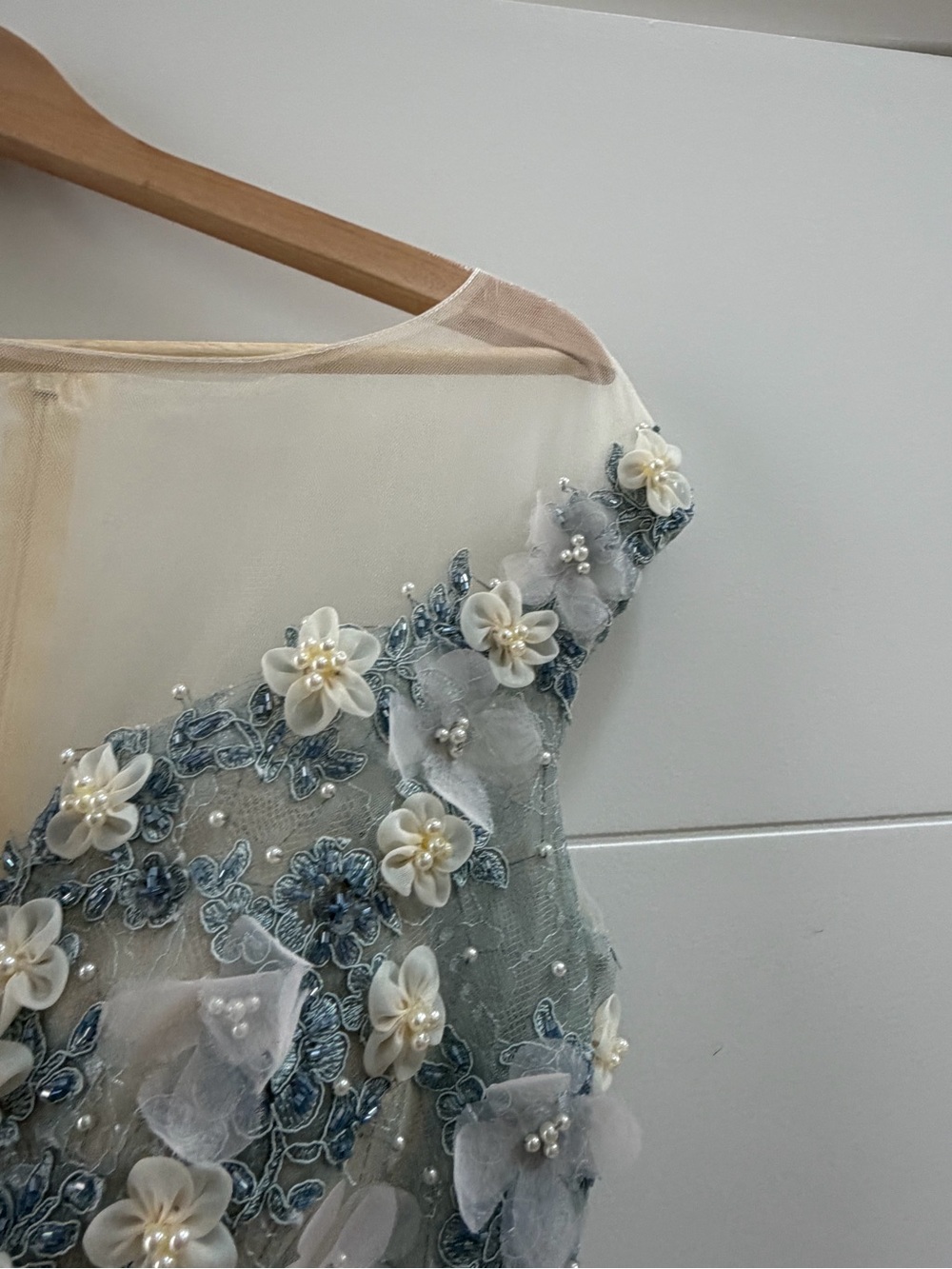 Prom/ Wedding ! Designer inspired Grey Tulle Maxi Dress with Floral Appliqué - Picture 8 of 14